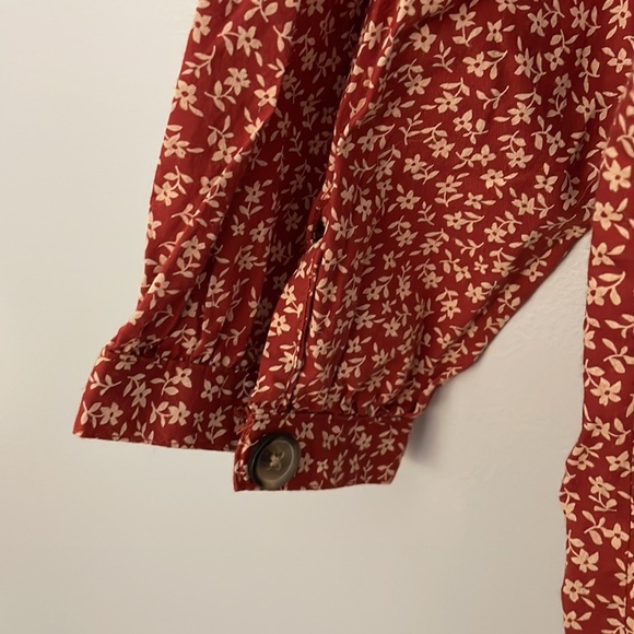 NWT dip In Bloom 3/4 Sleeve Floral V-Neck Button Down Shirt Size Large - Picture 4 of 8